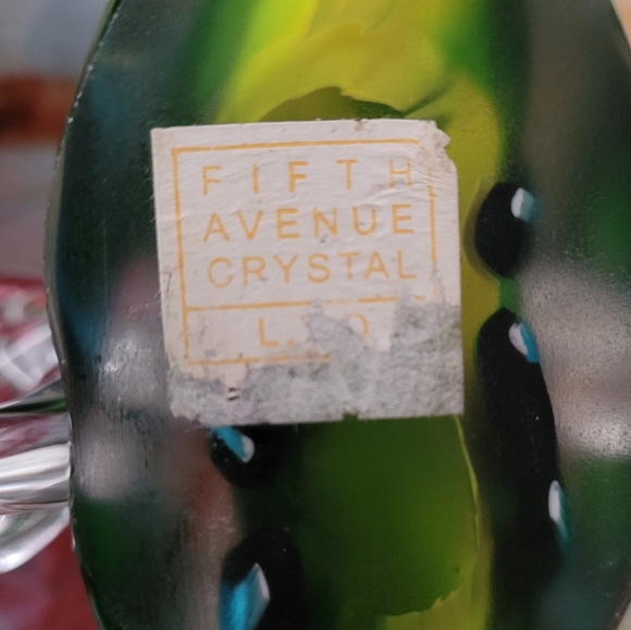 Fifth avenue crystal L.T.D Blown glass green fish - Picture 9 of 9